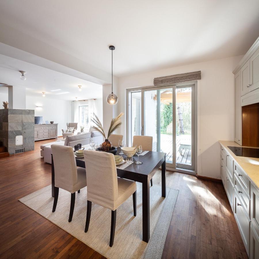 Silver Willow Luxury Apartment 索普隆 外观 照片
