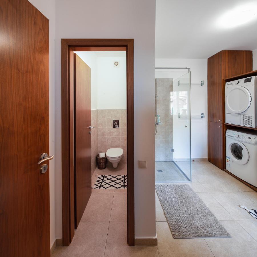 Silver Willow Luxury Apartment 索普隆 外观 照片