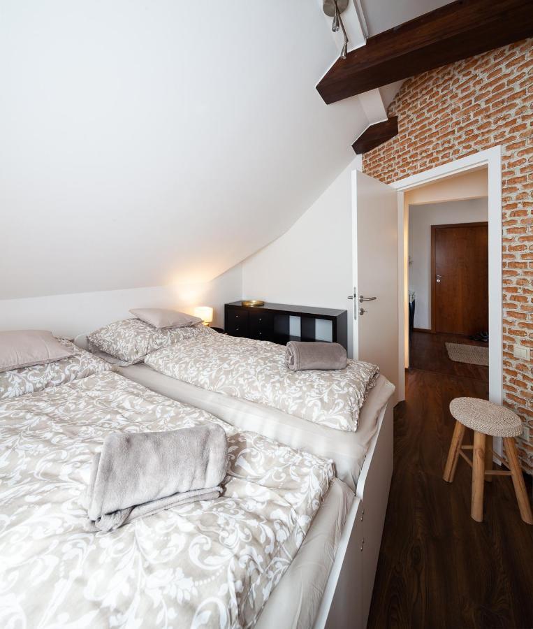 Silver Willow Luxury Apartment 索普隆 外观 照片